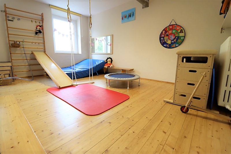 Frühförderung-Fachdienst-Peißenberg_Kinderhilfe-Oberland_Therapieraum-01
