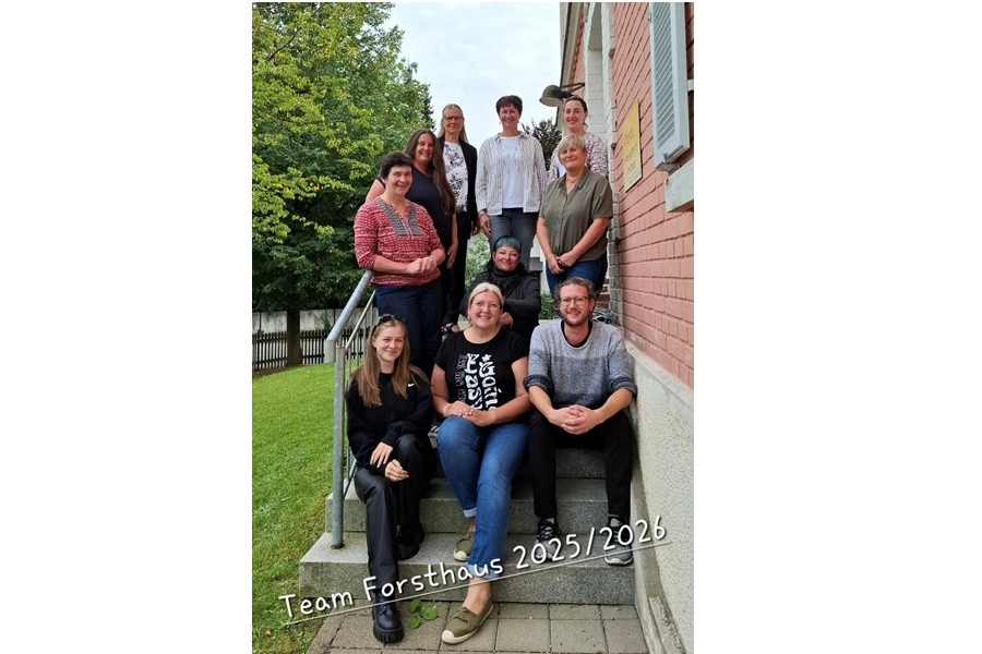 Kinderhaus-Forsthaus_Kinderhilfe-Oberland_Team_2025-26