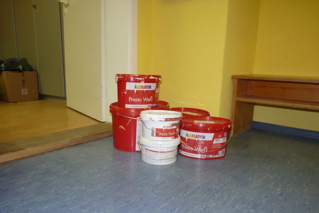 Kindergarten-am-Gumpen_Kinderhilfe-Oberland_GlücksSpirale_Malerarbeiten-02
