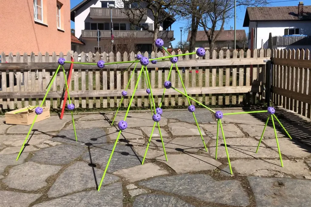 OGT-Lentner_Skulpturen-2_Kinderhilfe-Oberland